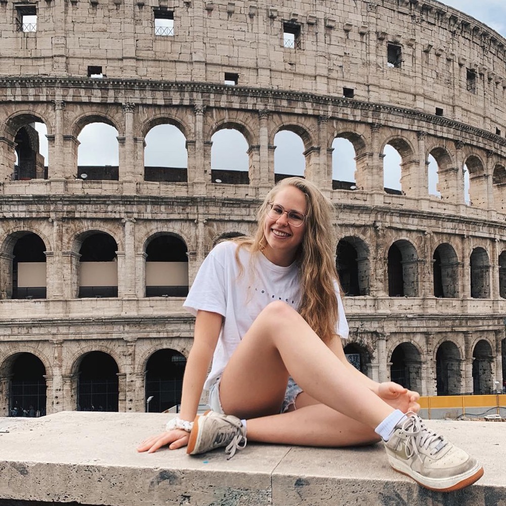 Meet your Posher, Anna